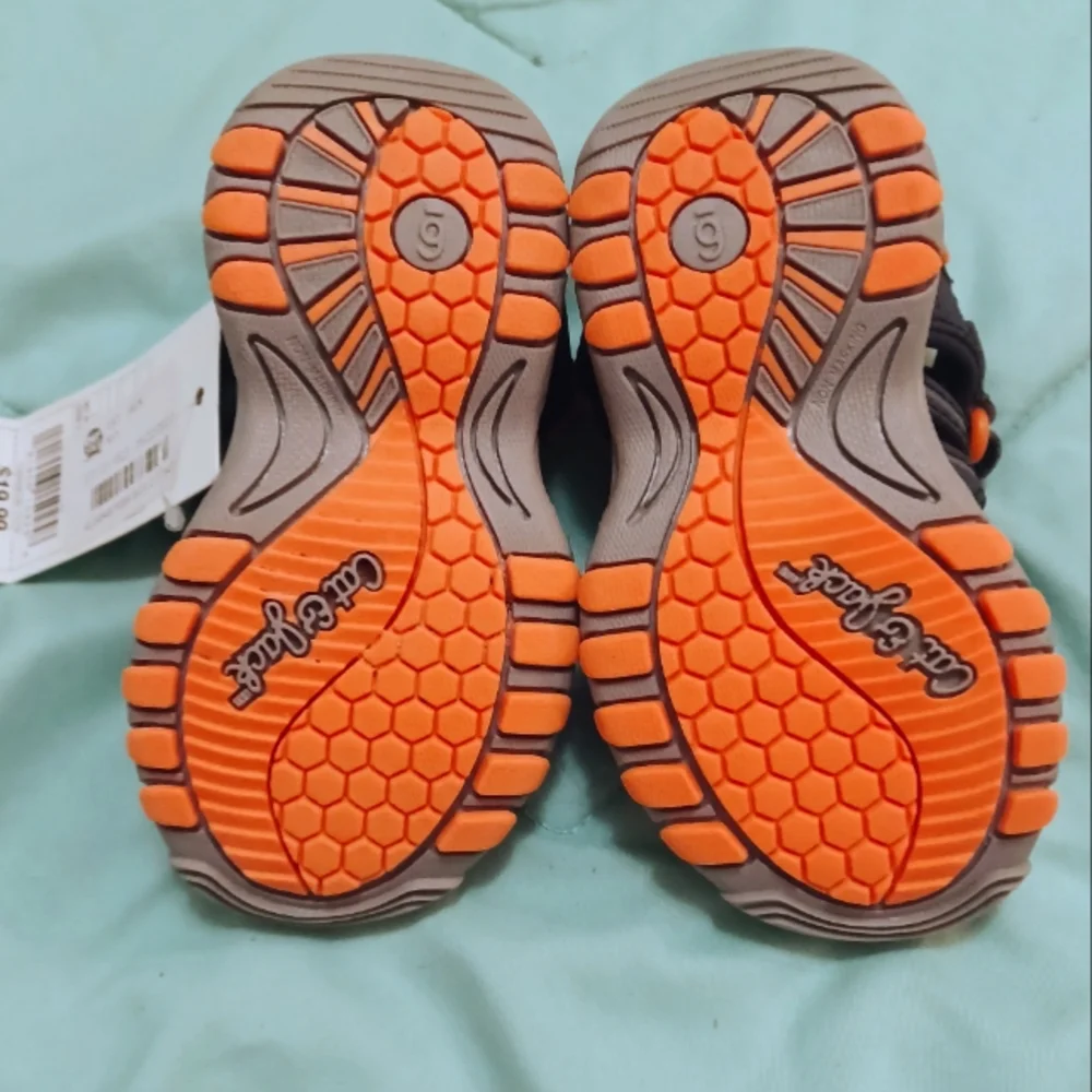 🆕️Cat & Jack Afton shoes
